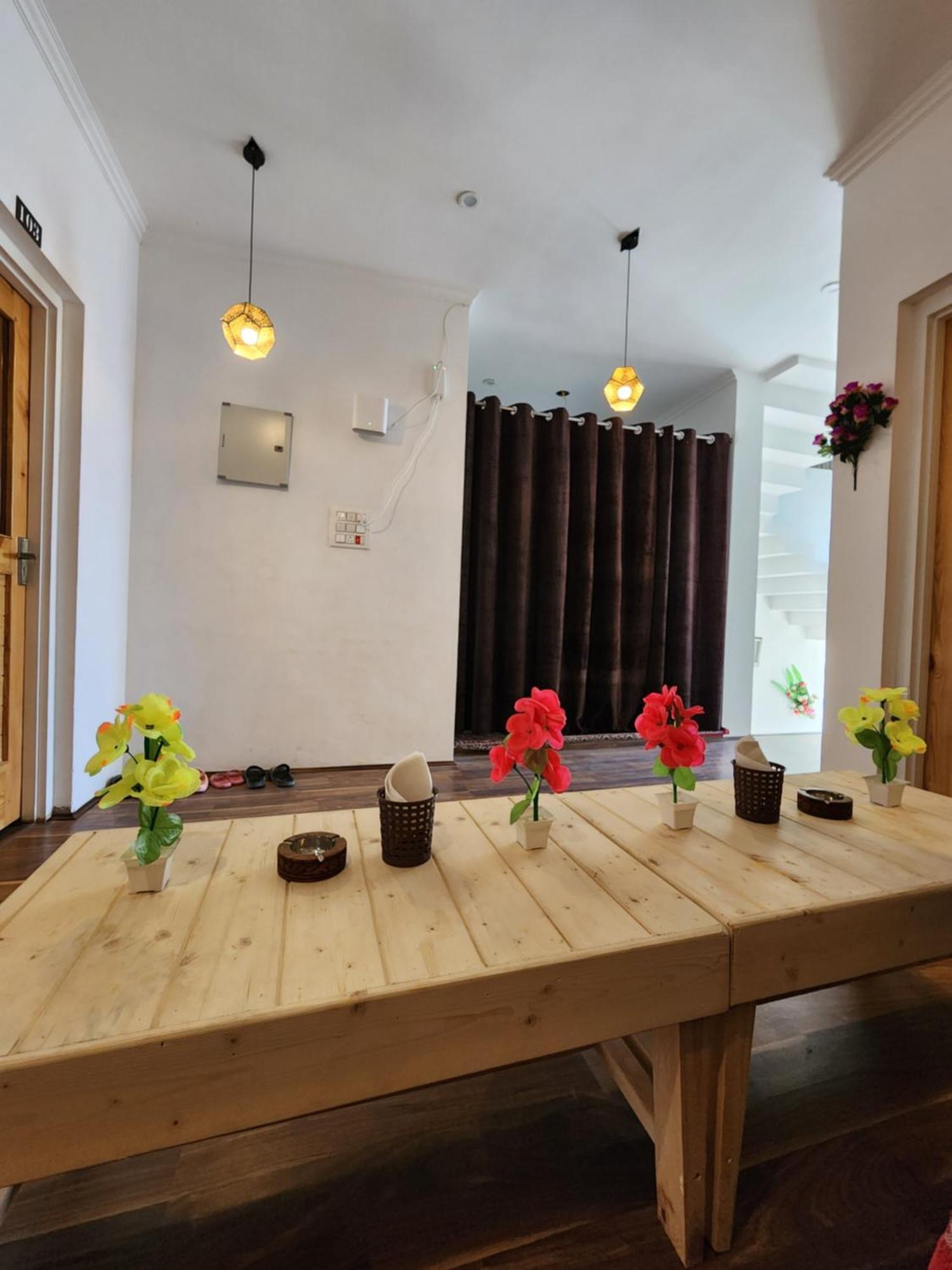 Serenity Inn Home Stay Srīnagar 外观 照片
